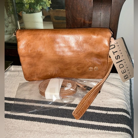 Bed Stu Handbags - NWT Bed Stu Leather Cadence Wallet Wristlet Crossbody Bag Tan Rustic MSRP $175